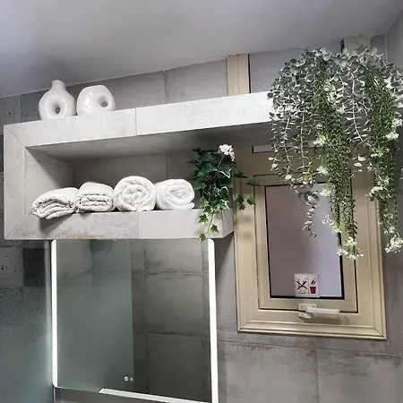 Johnny's Place Апартаменты