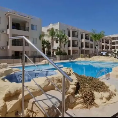 Johnny's Place 公寓 Paphos